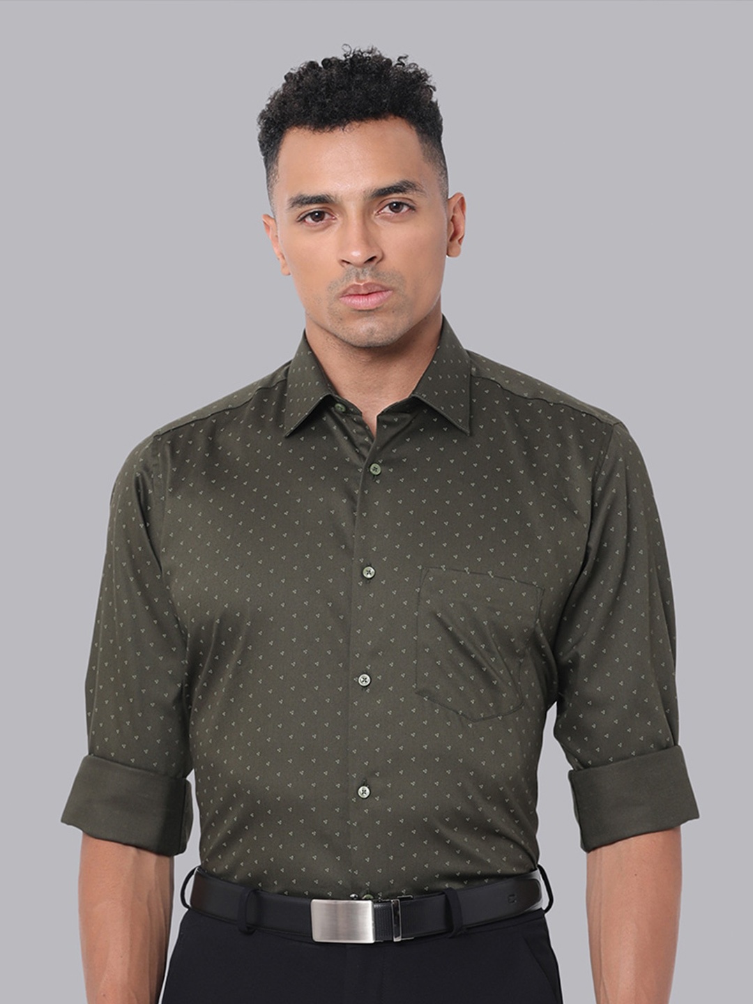 

Van Heusen Micro Ditsy Printed Pure Cotton Formal Shirt, Green