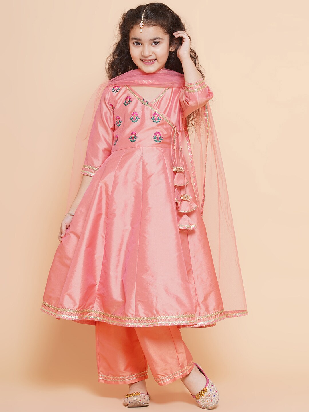 

Bitiya by Bhama Girls Embroidered Angrakha Gotta Patti Kurta With Trousers & Dupatta, Peach