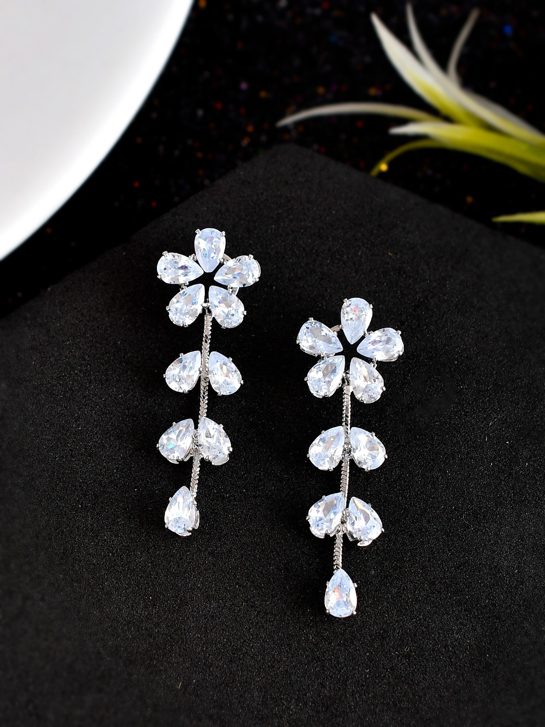 

Shoshaa Silver-Plated Floral Shaped Drop Earrings