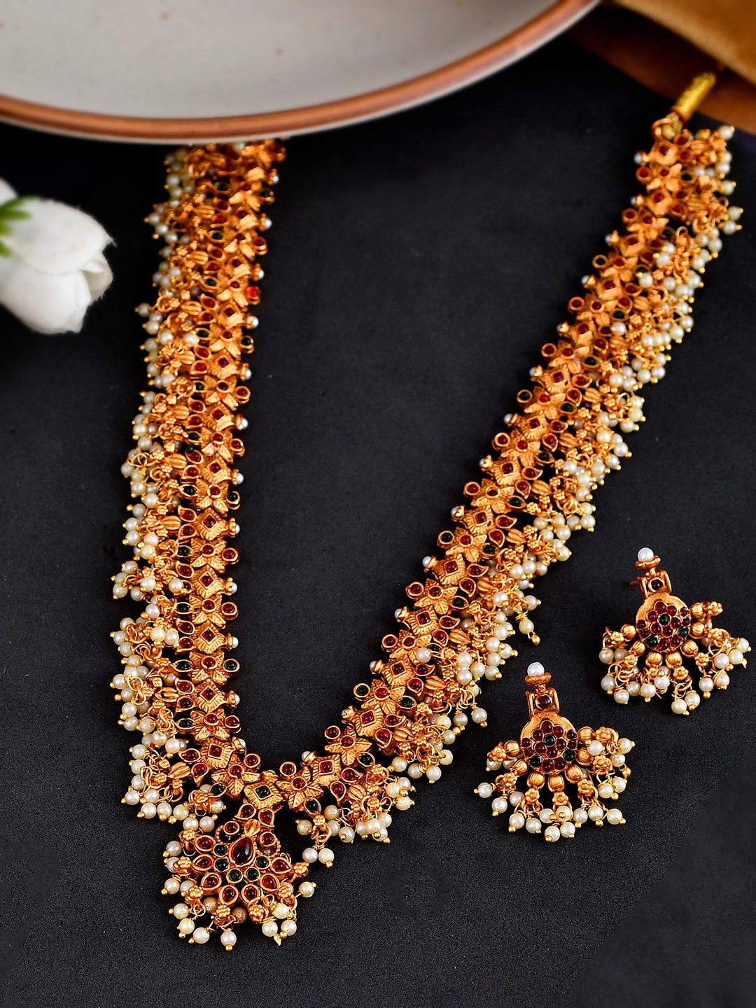 

Shoshaa Gold-Plated Stone-Studded & Beaded Necklace & Earrings