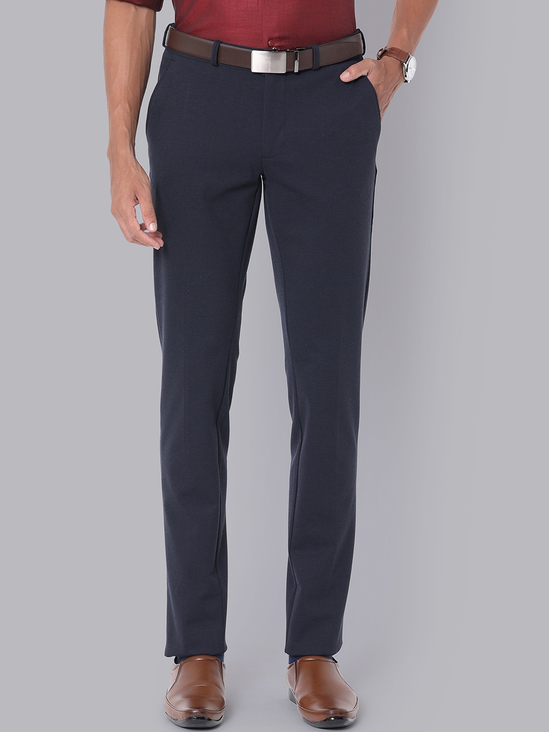 

Van Heusen Sport Men Mid-Rise Formal Trousers, Navy blue