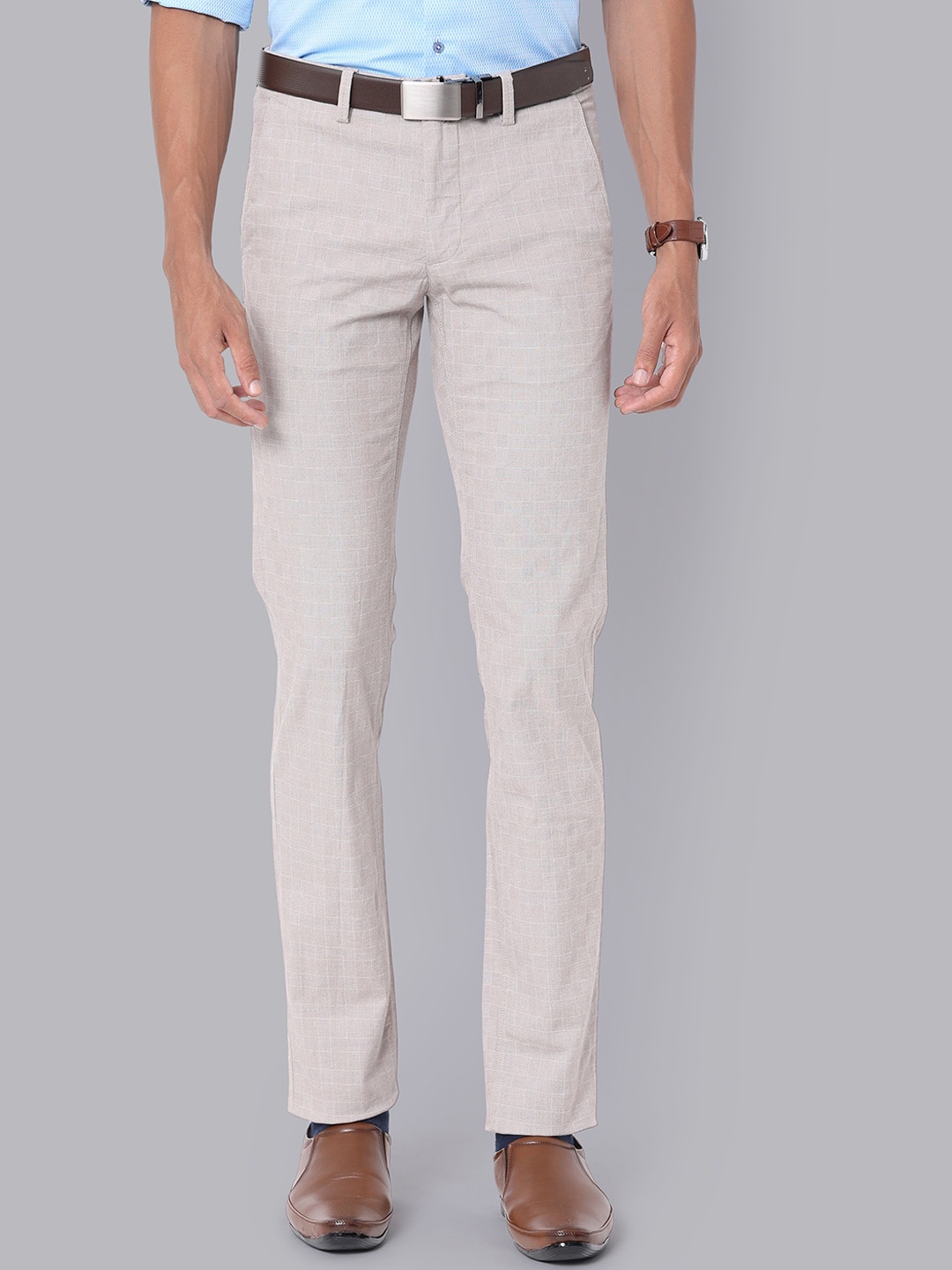 

Van Heusen Sport Men Checked Slim Fit Formal Trousers, Grey