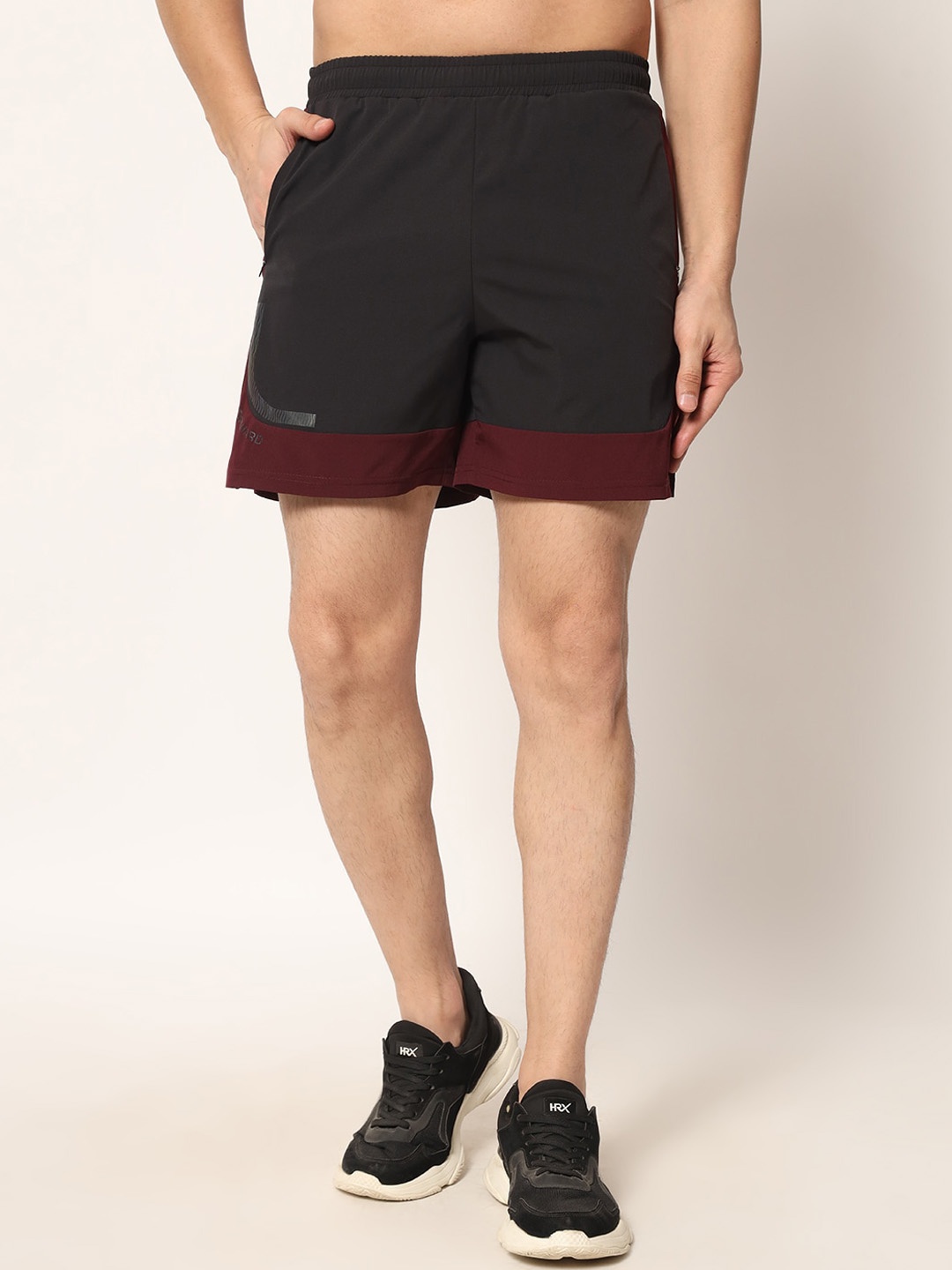 PERFKT-U Men Mid Raise Rapid Dry Sports Shorts, Black