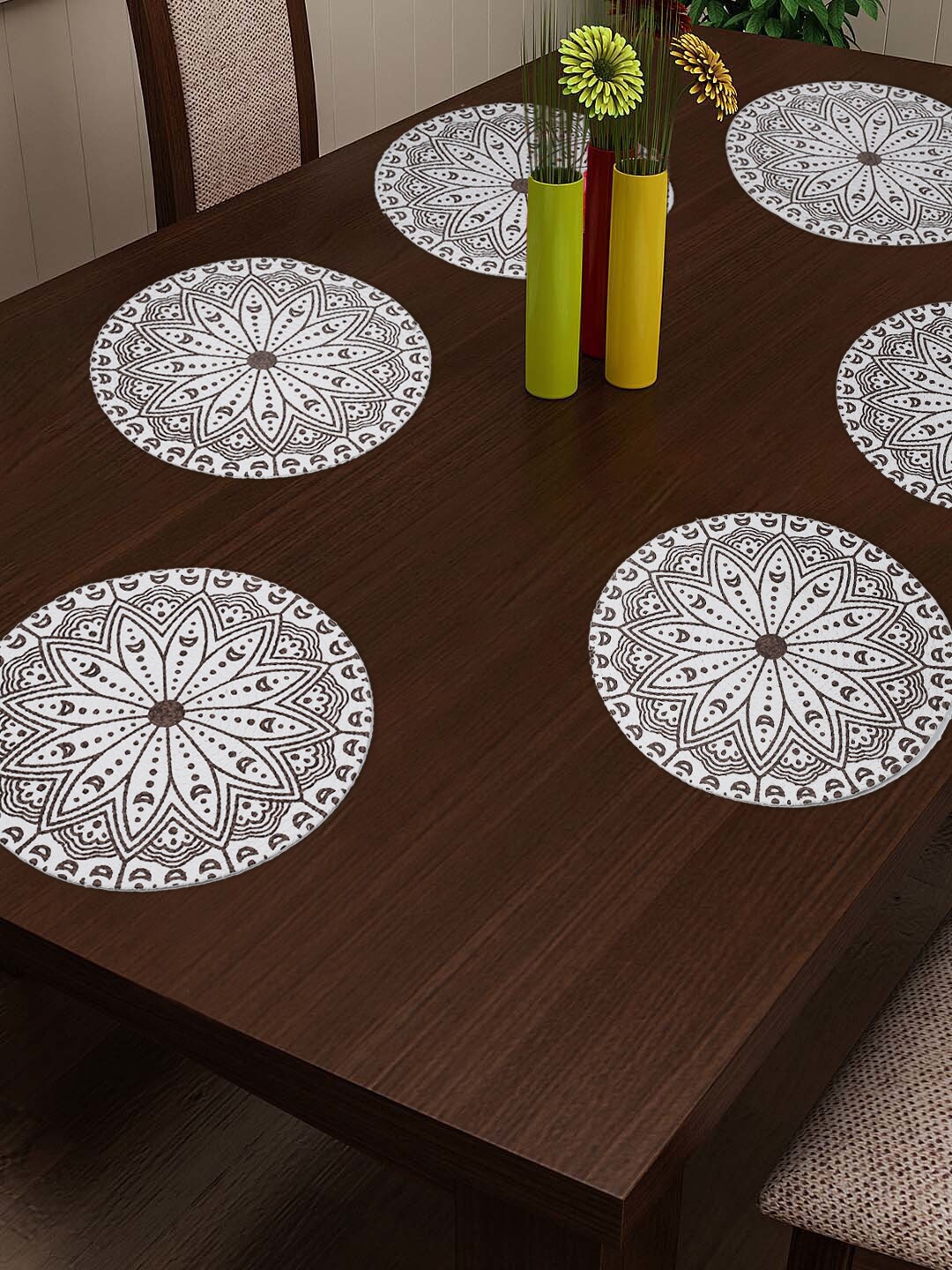 

FABINALIV Set of 6 Brown Floral Braided Cotton Table Mats