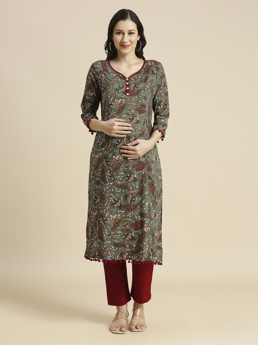 

MomToBe Floral Printed Maternity Sustainable Kurta, Green