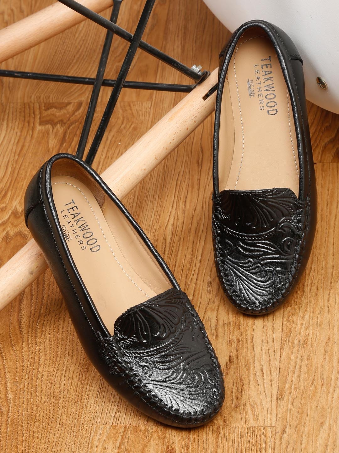 

Teakwood Leathers Women Textured Leather Loafers Casual Shoes, Black