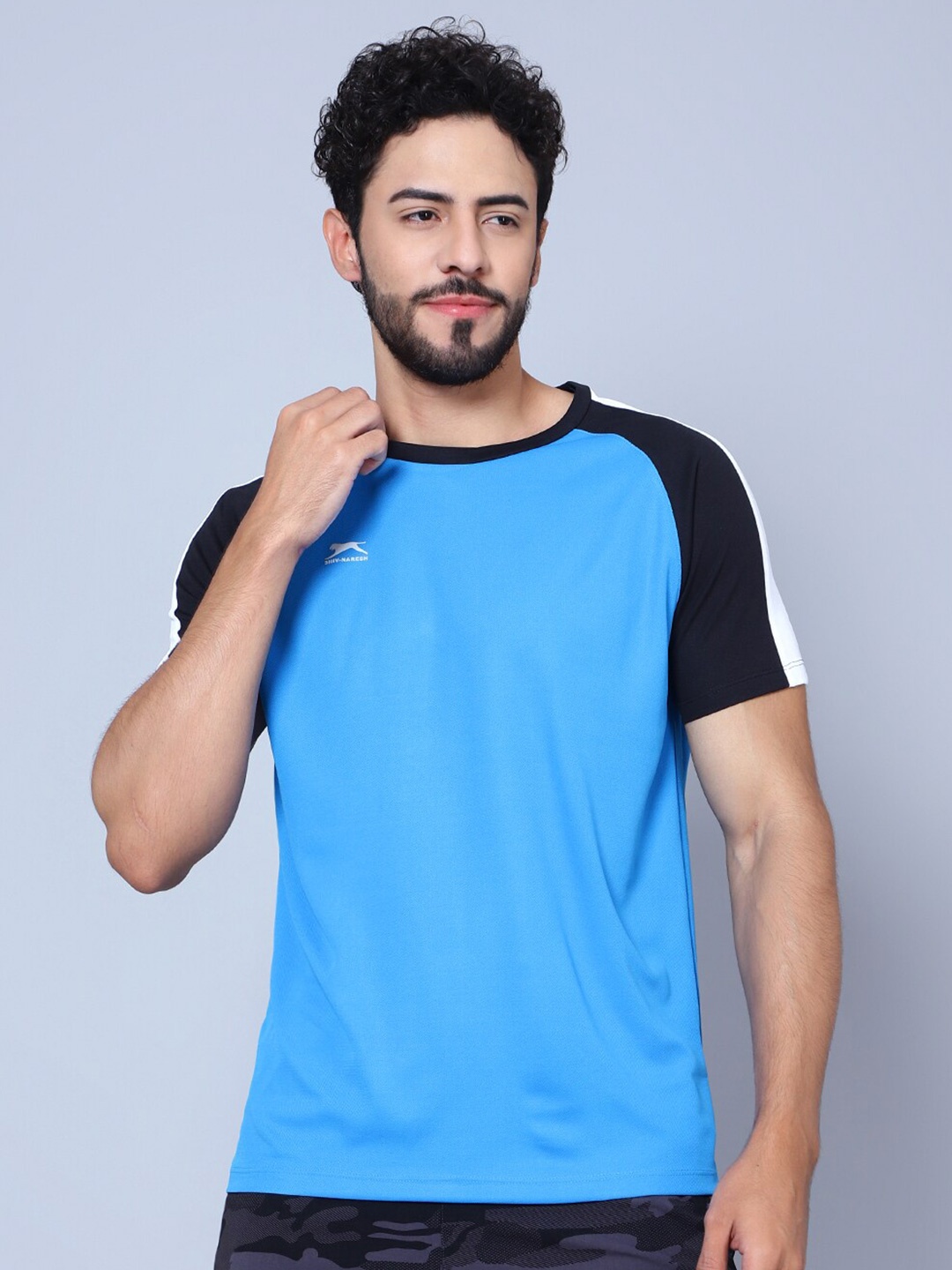 

Shiv Naresh Raglan Sleeves T-shirt, Blue
