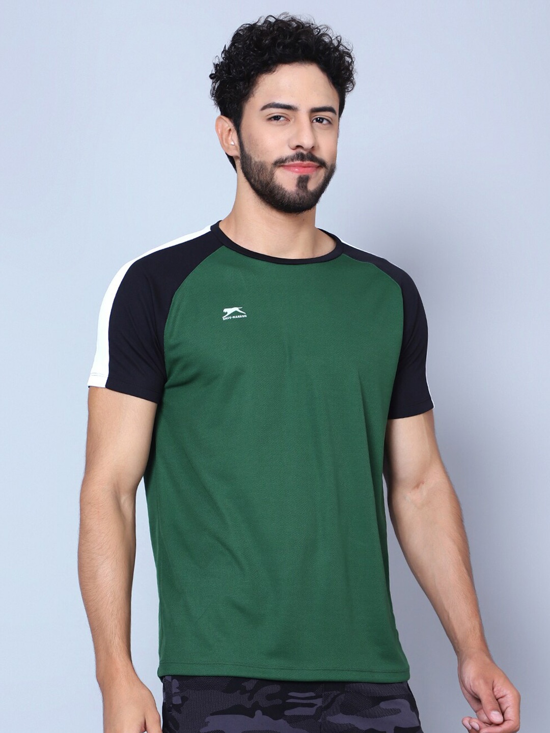 

Shiv Naresh Raglan Sleeves T-shirt, Green