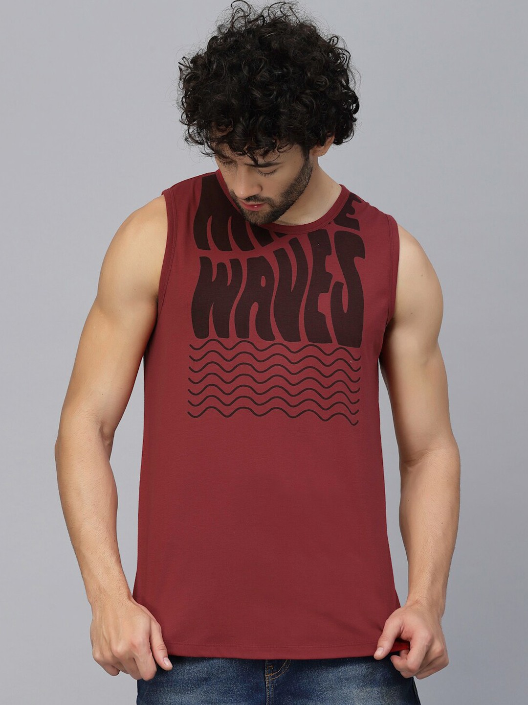 

Rigo Men Printed Cotton Slim-Fit Gym Vests, Maroon