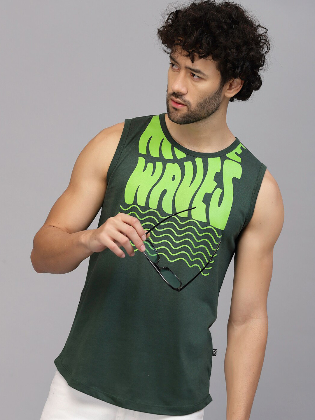 

Rigo Men Printed Cotton Slim-Fit Gym Vests, Green