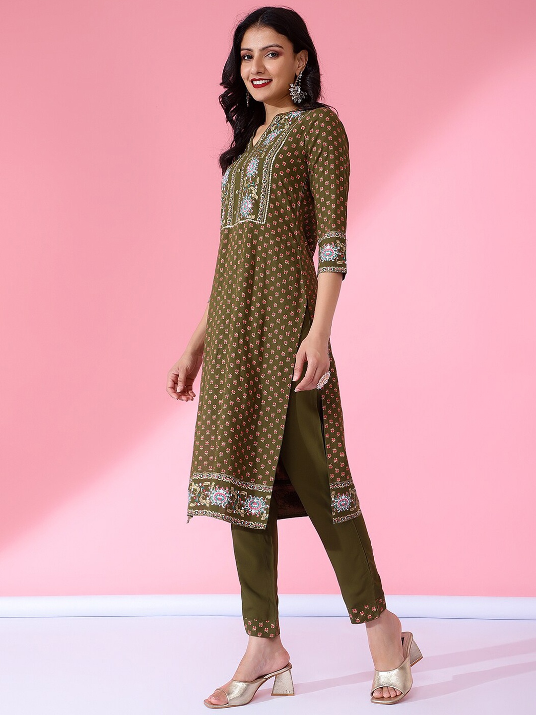 

Bani Women Ethnic Motifs Printed Liva Kurta With Trousers & Dupatta, Green