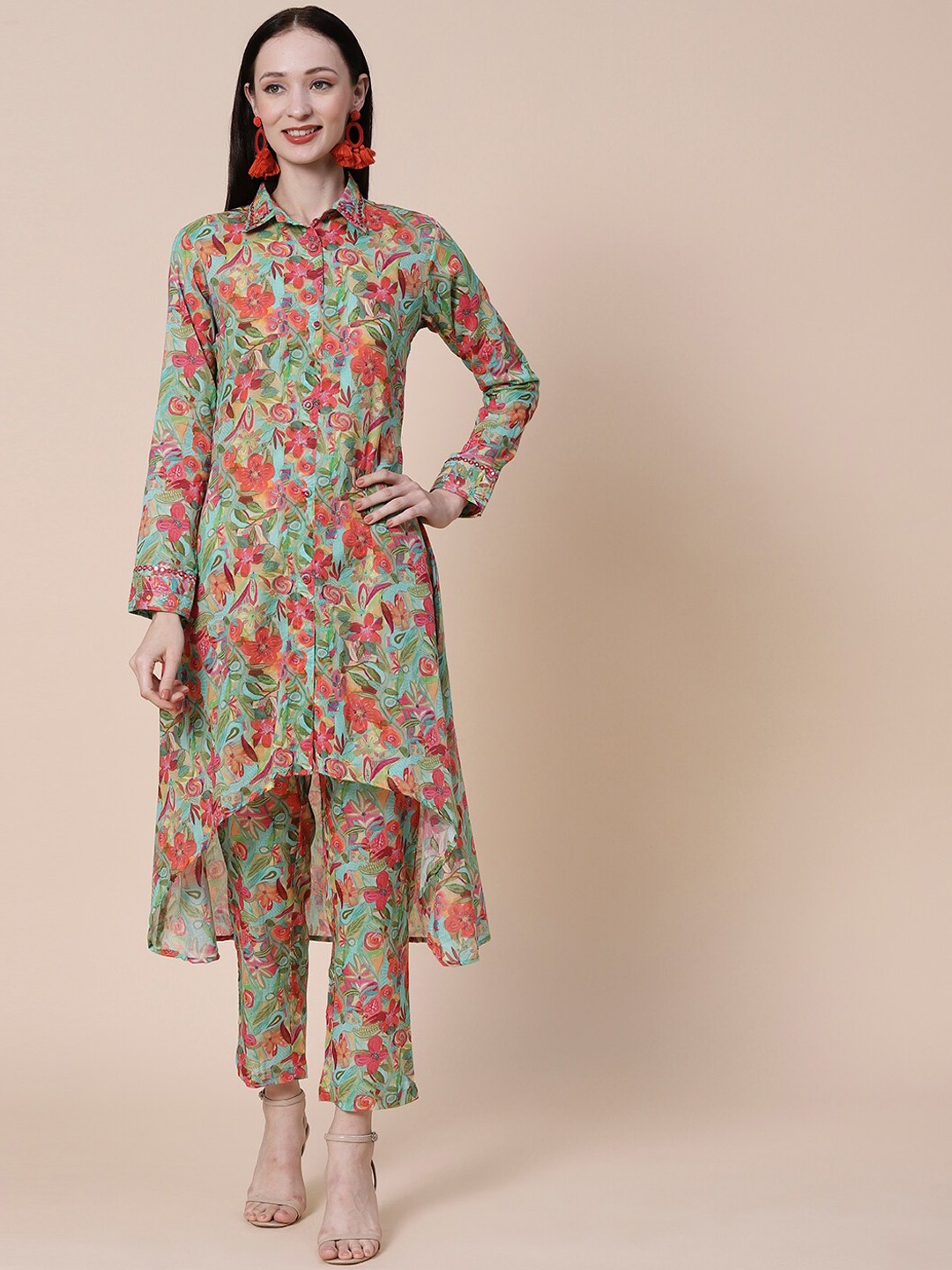 

FASHOR Blue Floral Printed Pleated Mirror Work Kurta with Trousers