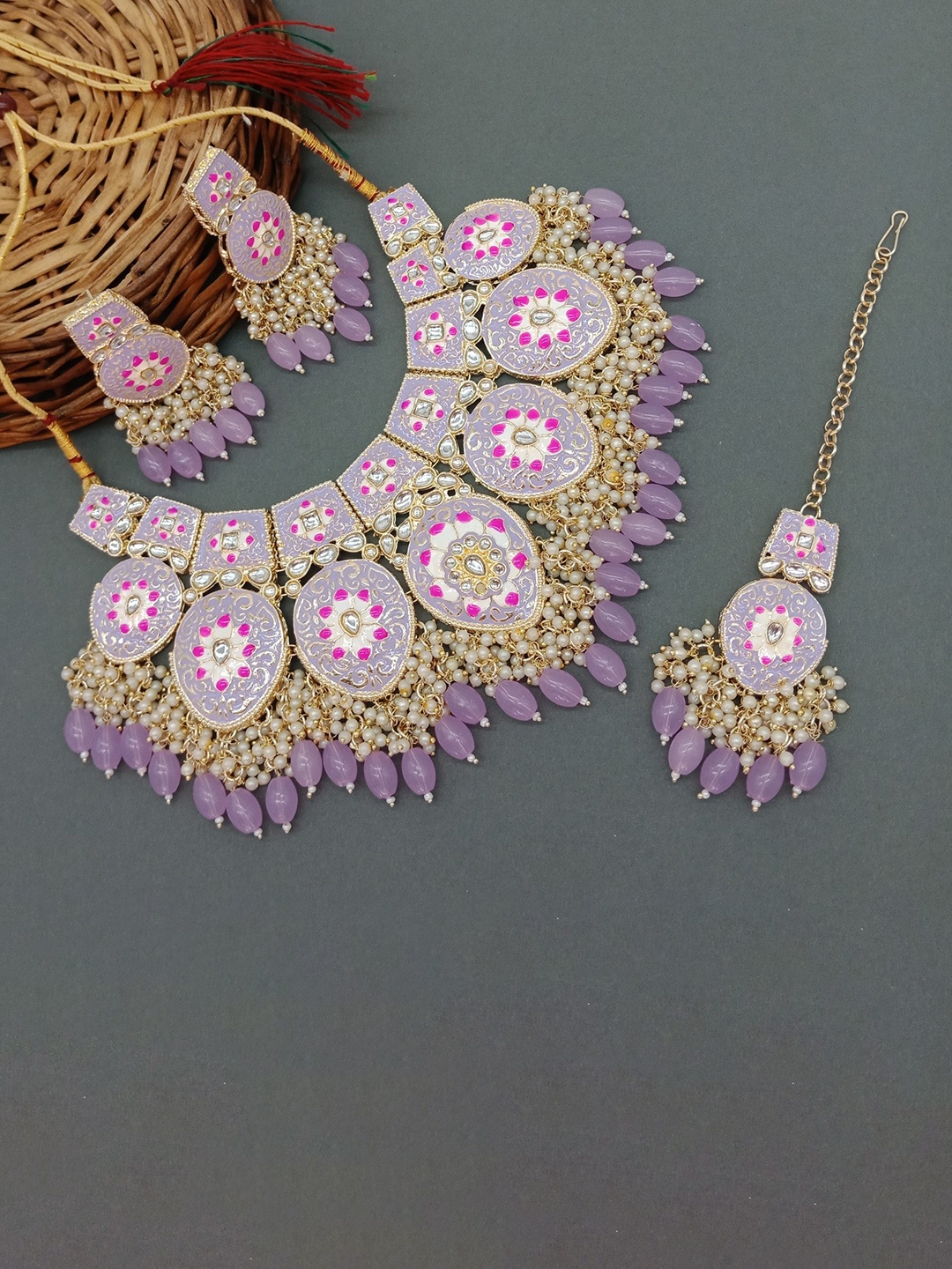 

AASHISH IMITATION Gold-Plated Meenakari Enameled Kundan-Studded & Beaded Jewellery Set