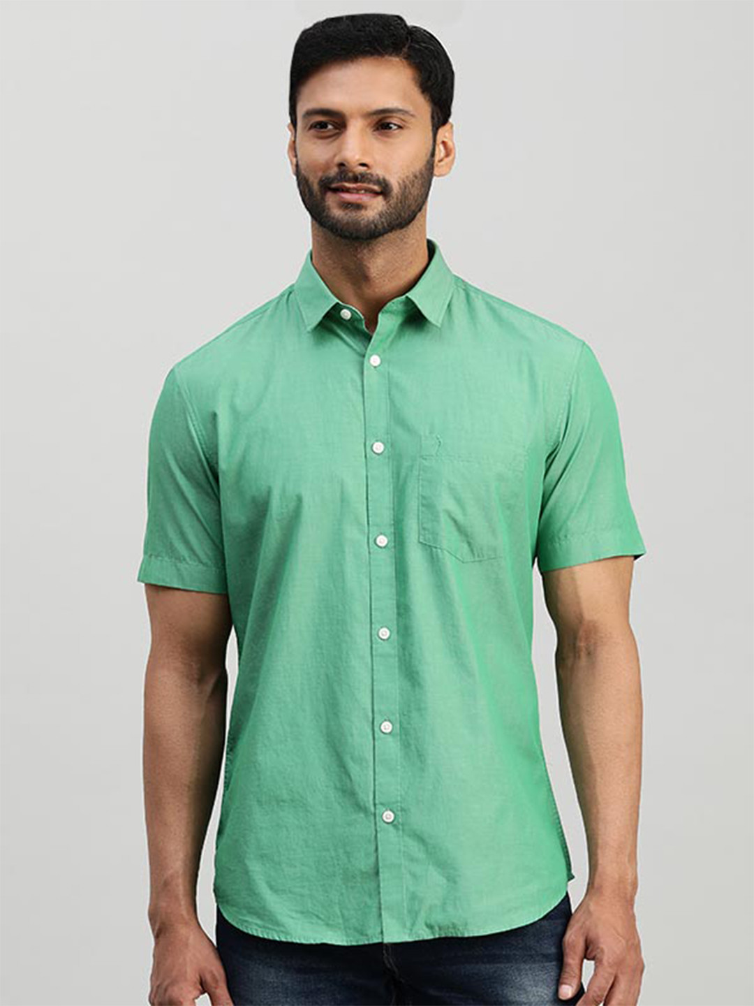 

Indian Terrain Chiseled Slim Fit Pure Cotton Casual Shirt, Green