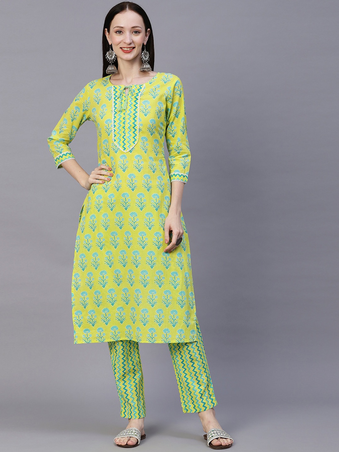

FASHOR Yellow Floral Printed Regular Pure Cotton Kurta with Trousers