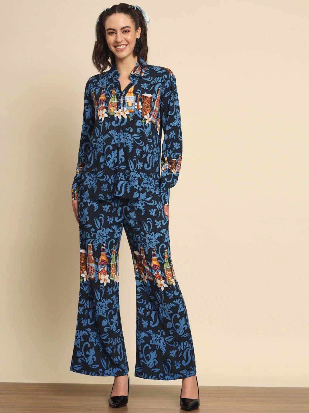 

Cation Navy Blue & Black Comfort Boxy Floral Printed Casual Cotton Shirt