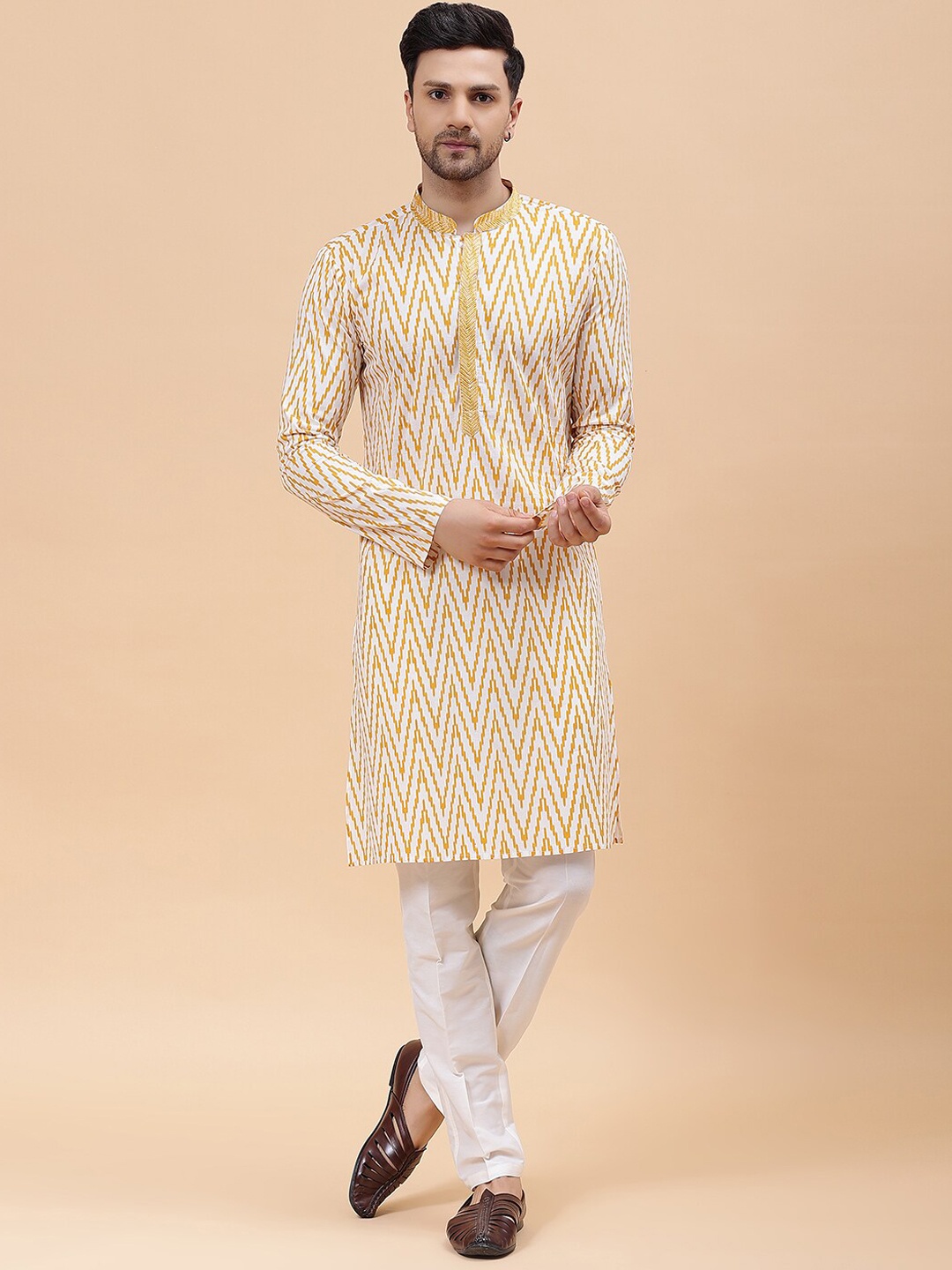 

See Designs Woven Design Mandarin Collar Pure Cotton Kurta, Off white