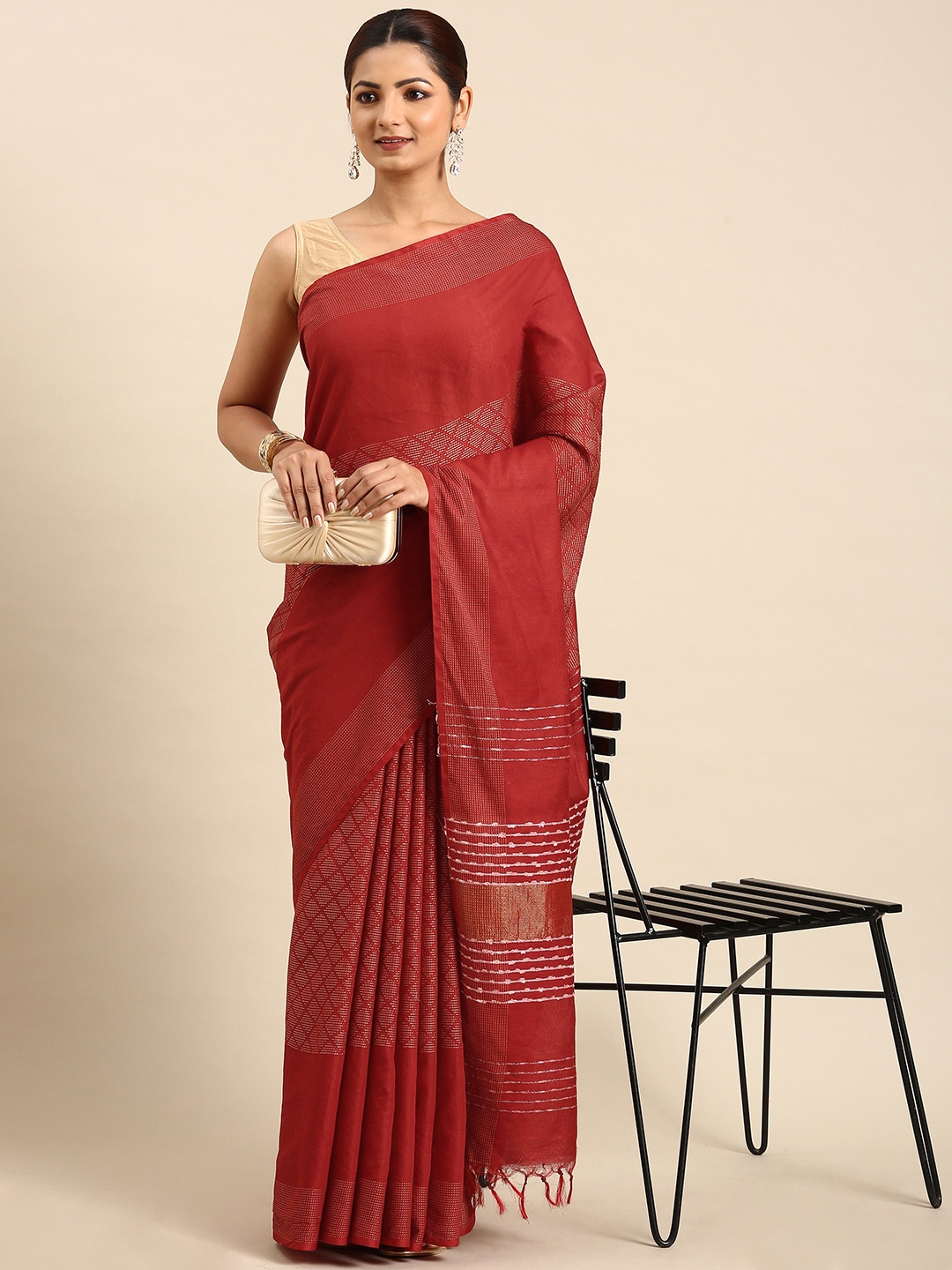 

swatika Woven Design Zari Silk Blend Bhagalpuri Saree, Maroon