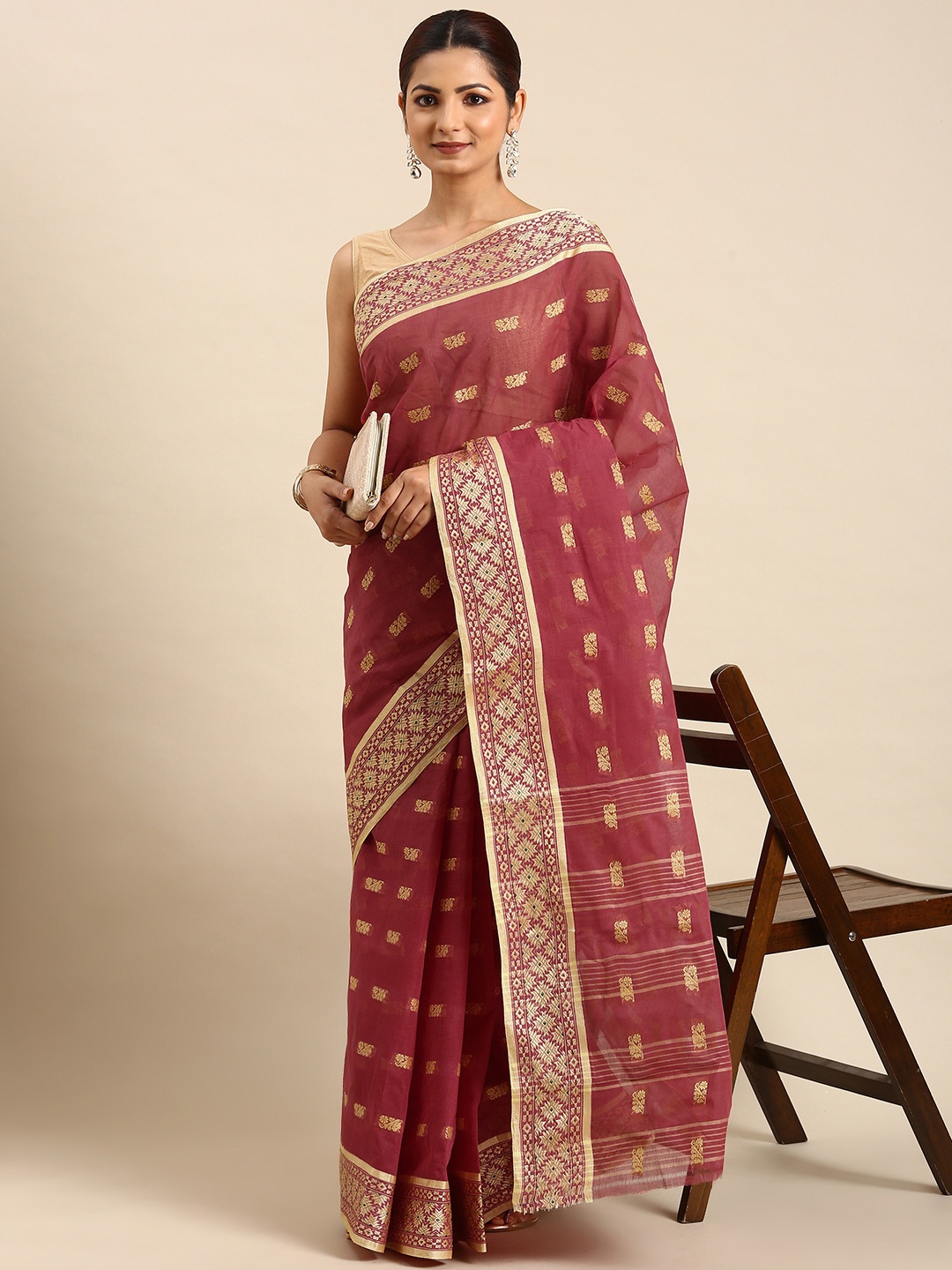 

swatika Woven Design Pure Cotton Taant Saree, Maroon