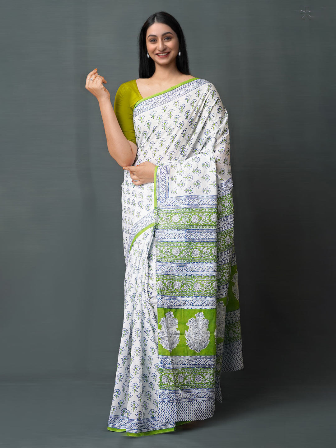 

Unnati Silks Ethnic Motifs Pure Cotton Block Print Saree, White
