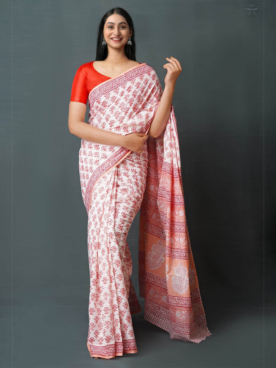 

Unnati Silks Ethnic Motifs Pure Cotton Block Print Saree, White