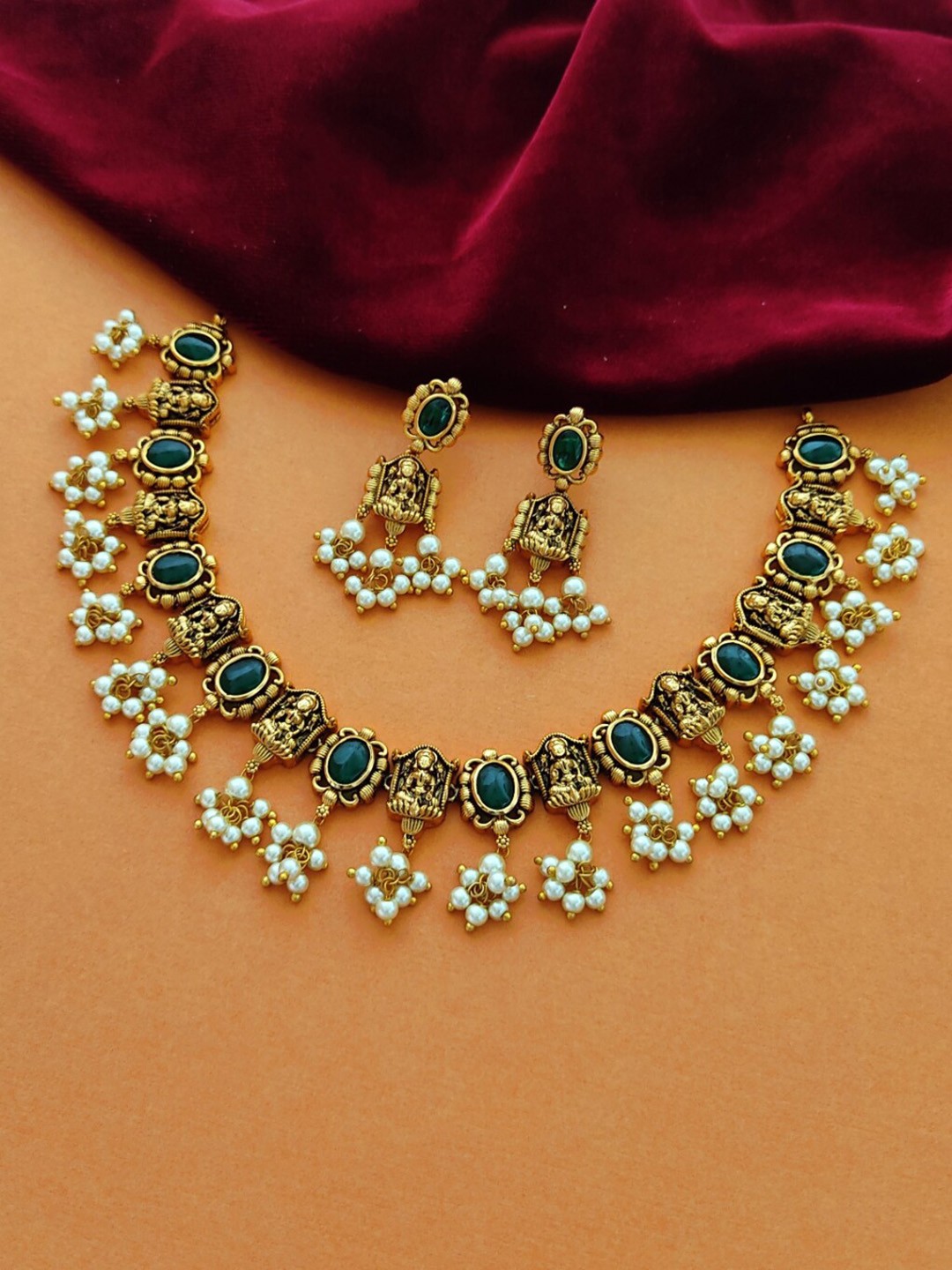 

Pihtara Jewels Gold-Plated Stone-Studded & Beaded Temple Jewellery Set