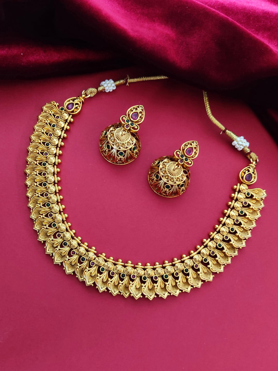 

Pihtara Jewels 22KT Gold-Plated Stone-Studded Necklace & Earrings