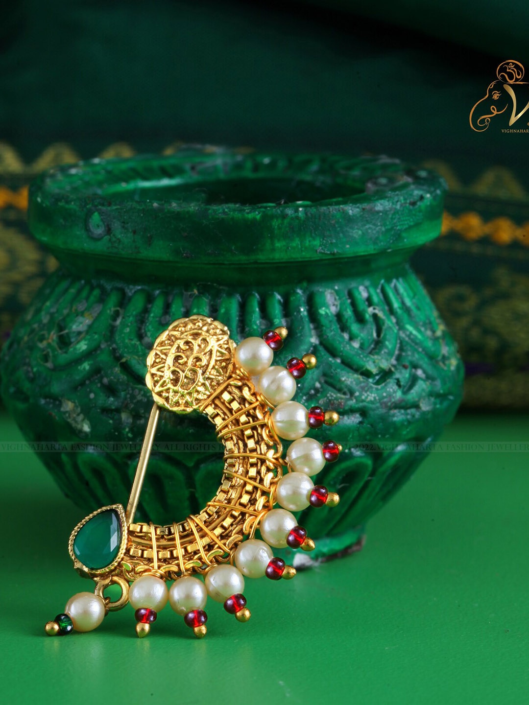 

Vighnaharta Gold-Plated Artificial Stones & Pearl Studded Nosepin