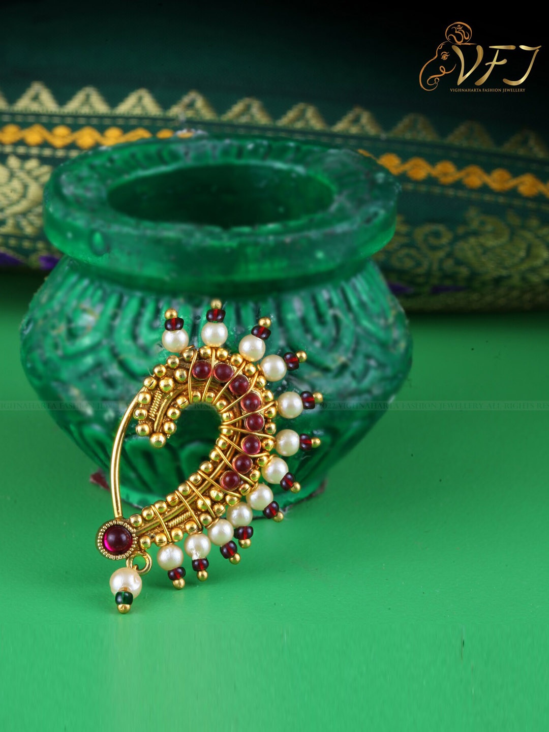 

Vighnaharta Gold-Plated Artificial Stones & Pearl Studded Nosepin, Red