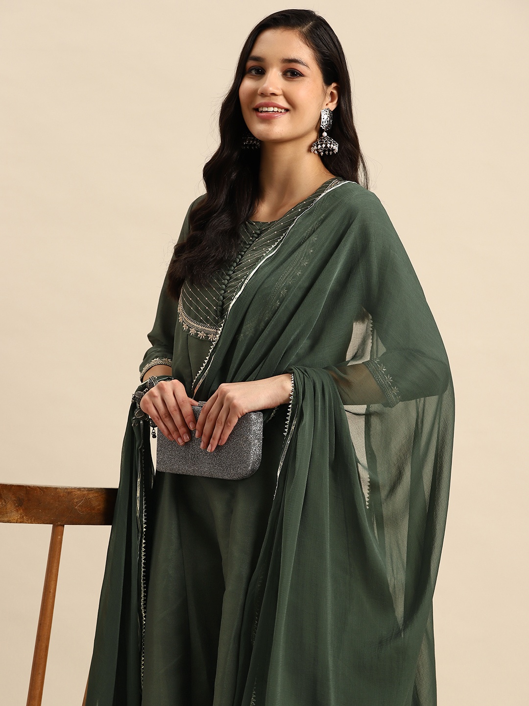 

Sangria Floral Embroidered Regular Sequinned Silk Crepe Kurta with Trousers & Dupatta, Green