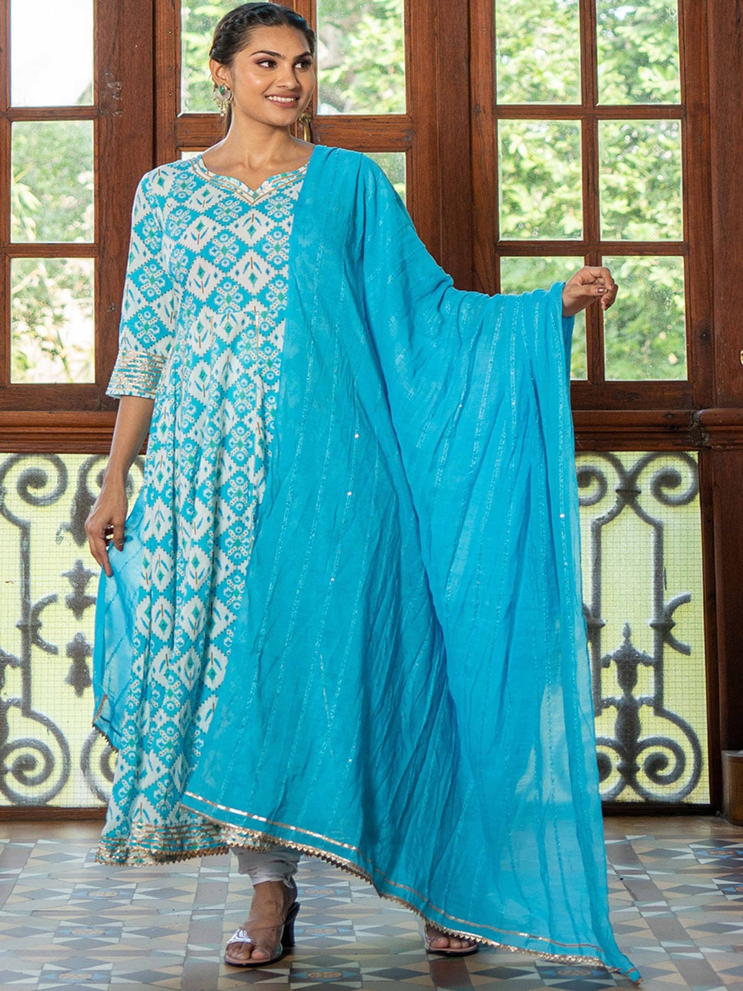 

WEAVLLITE Geometric Printed Empire Pure Cotton Kurta with Trousers & With Dupatta, Blue