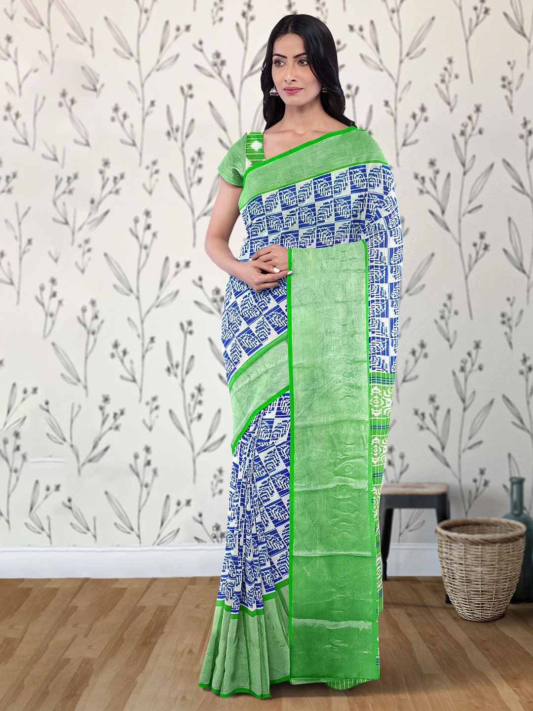 

Kalamandir Floral Printed Saree, Blue