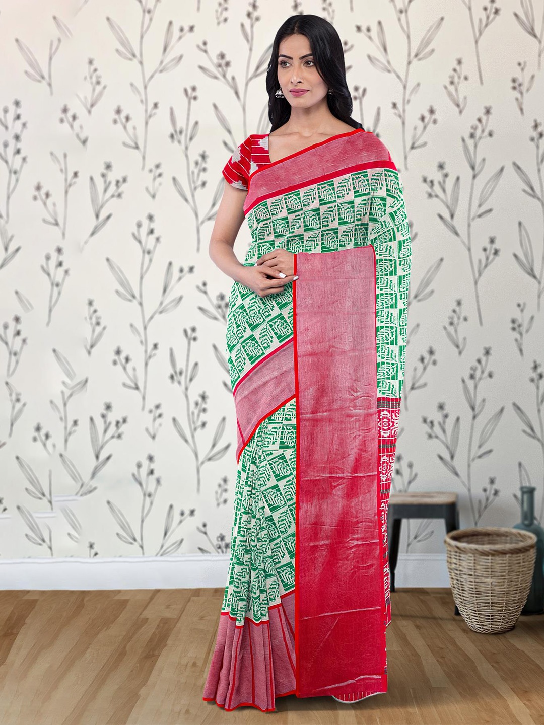 

Kalamandir Geometric Printed Silk Blend Saree, Sea green