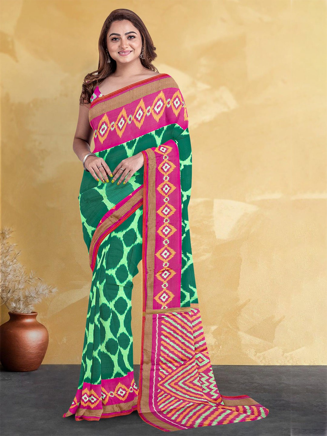 

Kalamandir Polka Dot Printed Silk Blend Saree, Green