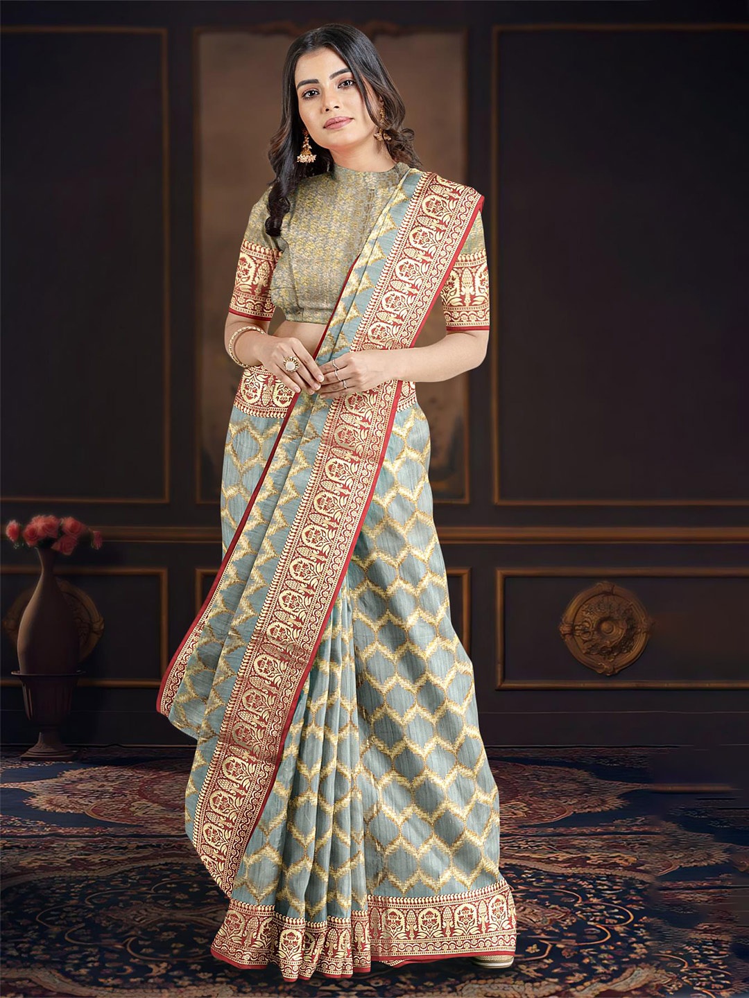 

Kalamandir Geometric Woven Design Zari Saree, Grey