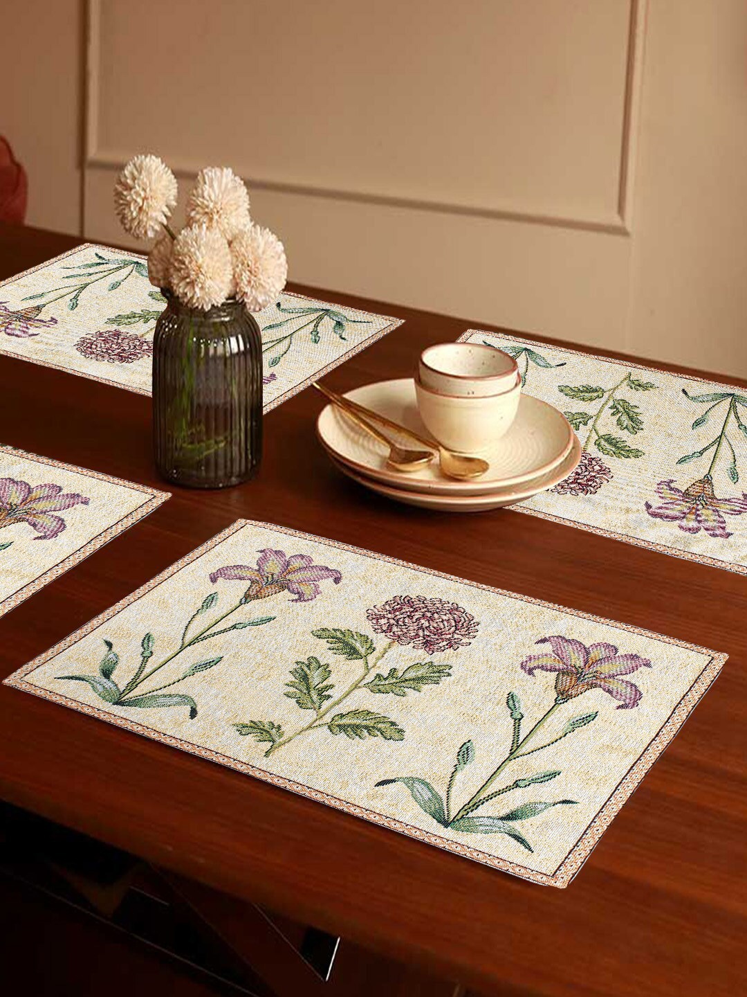 

AVI Living Beige 6 Pieces Printed Table Placemats, Brown