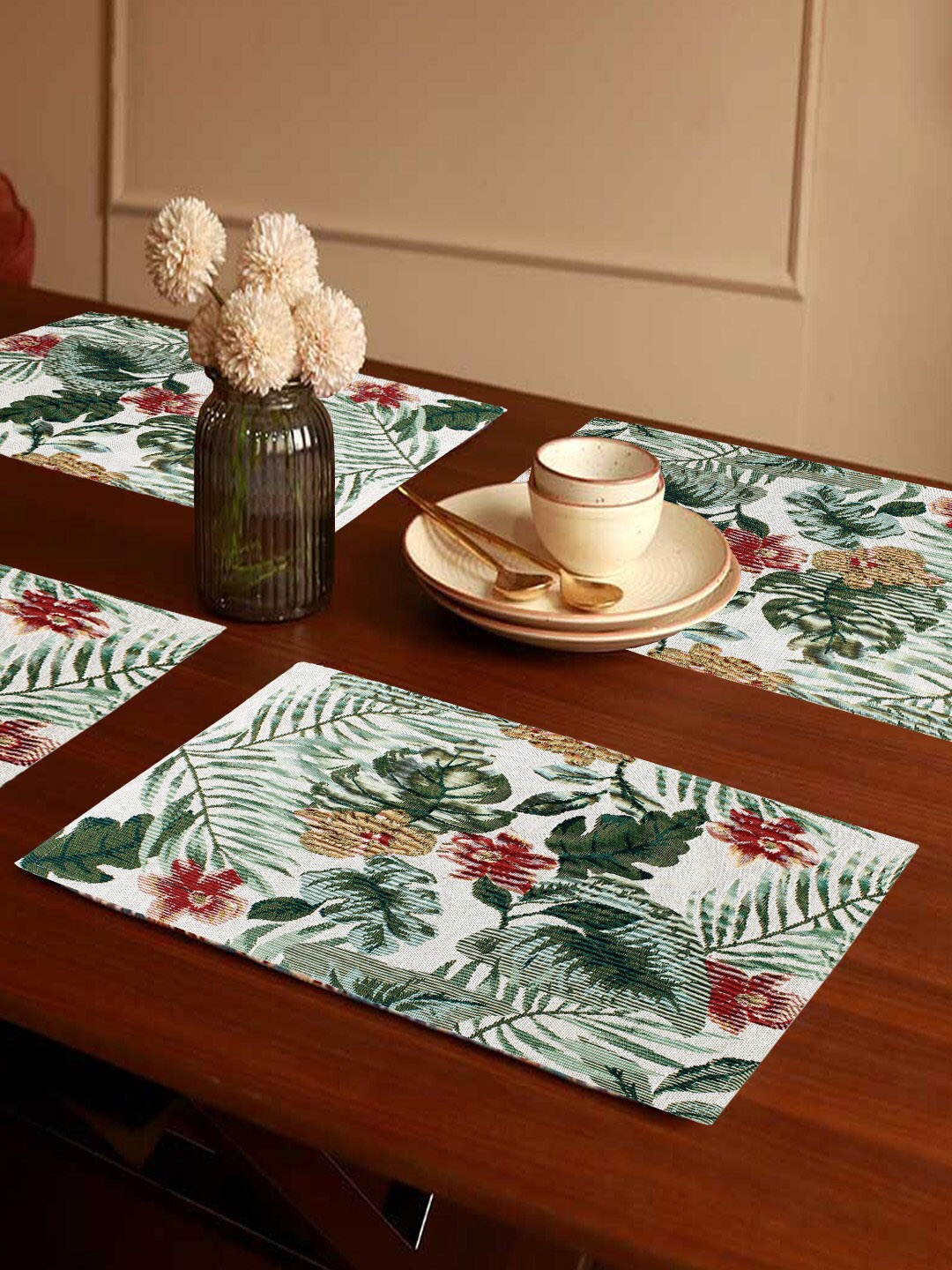 

AVI Living White 6 Pieces Jacquard Woven Table Placemats
