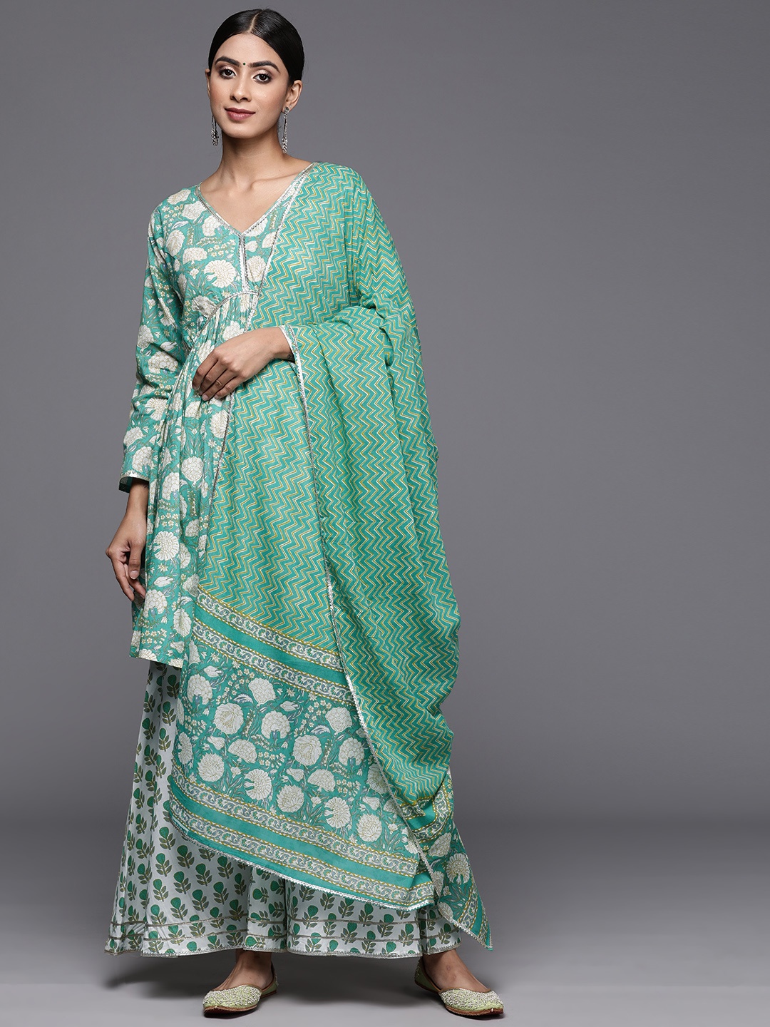 

Libas Women Floral Printed Gotta Patti Pure Cotton Kurti with Sharara & With Dupatta, Green