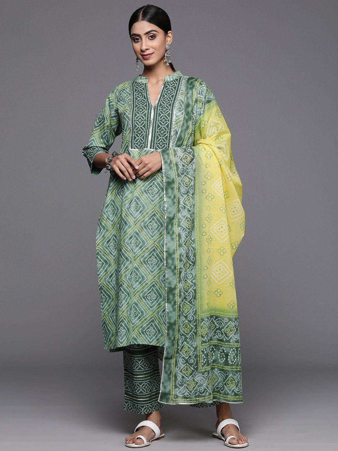 

Libas Bandhani Printed Regular Gotta Patti Pure Cotton Kurta with Trousers & Dupatta, Green