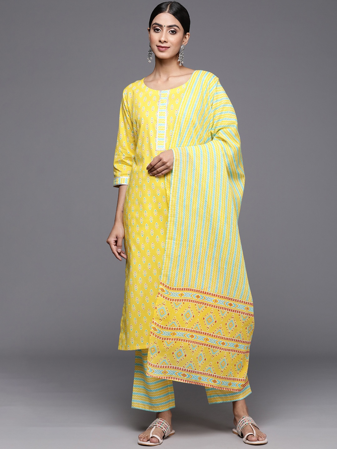 

Libas Women Floral Printed Gotta Patti Pure Cotton Kurta with Trousers & With Dupatta, Yellow