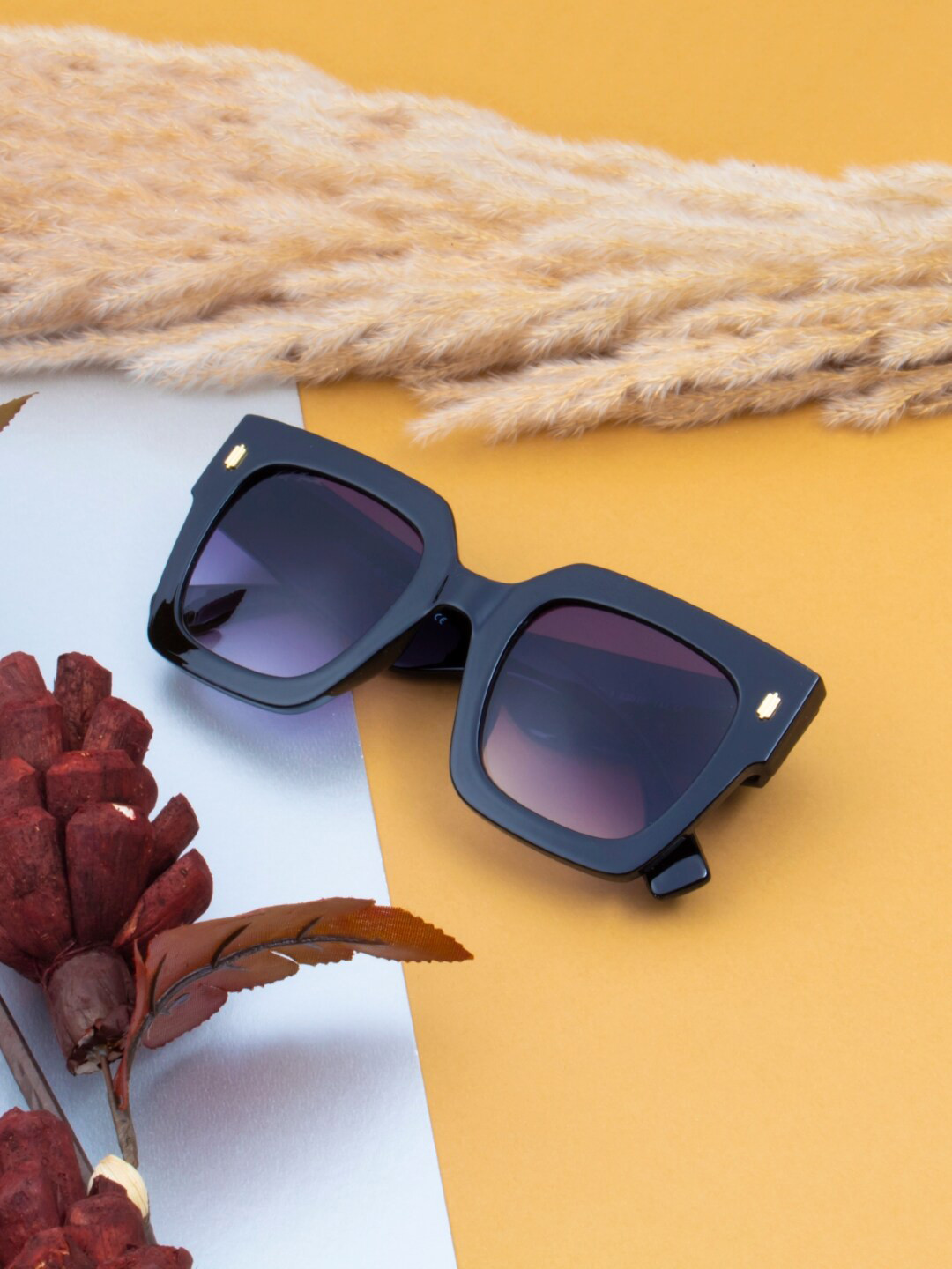 

Ted Smith Lens & Oversized Sunglasses with UV Protected Lens, Grey