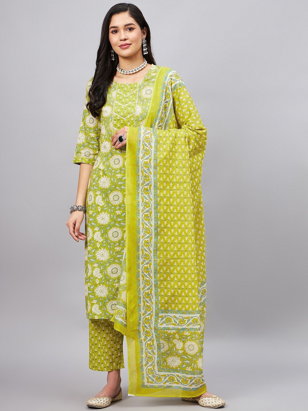 

WineRed Floral Printed Regular Pure Cotton Kurta With Palazzos & With Dupatta, Green