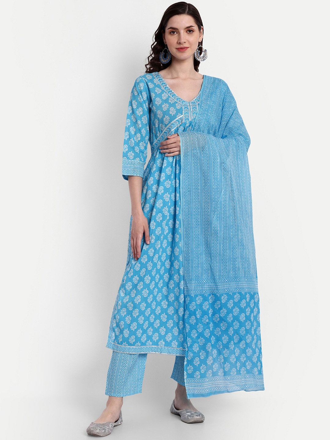 

SINGNI Ethnic Motifs Printed Gotta Patti Empire Pure Cotton Kurta With Trousers & Dupatta, Blue