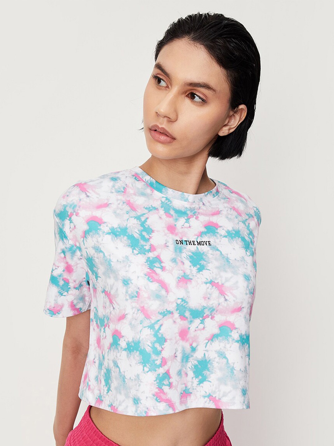 

max Abstract Printed Casual T-shirt, White