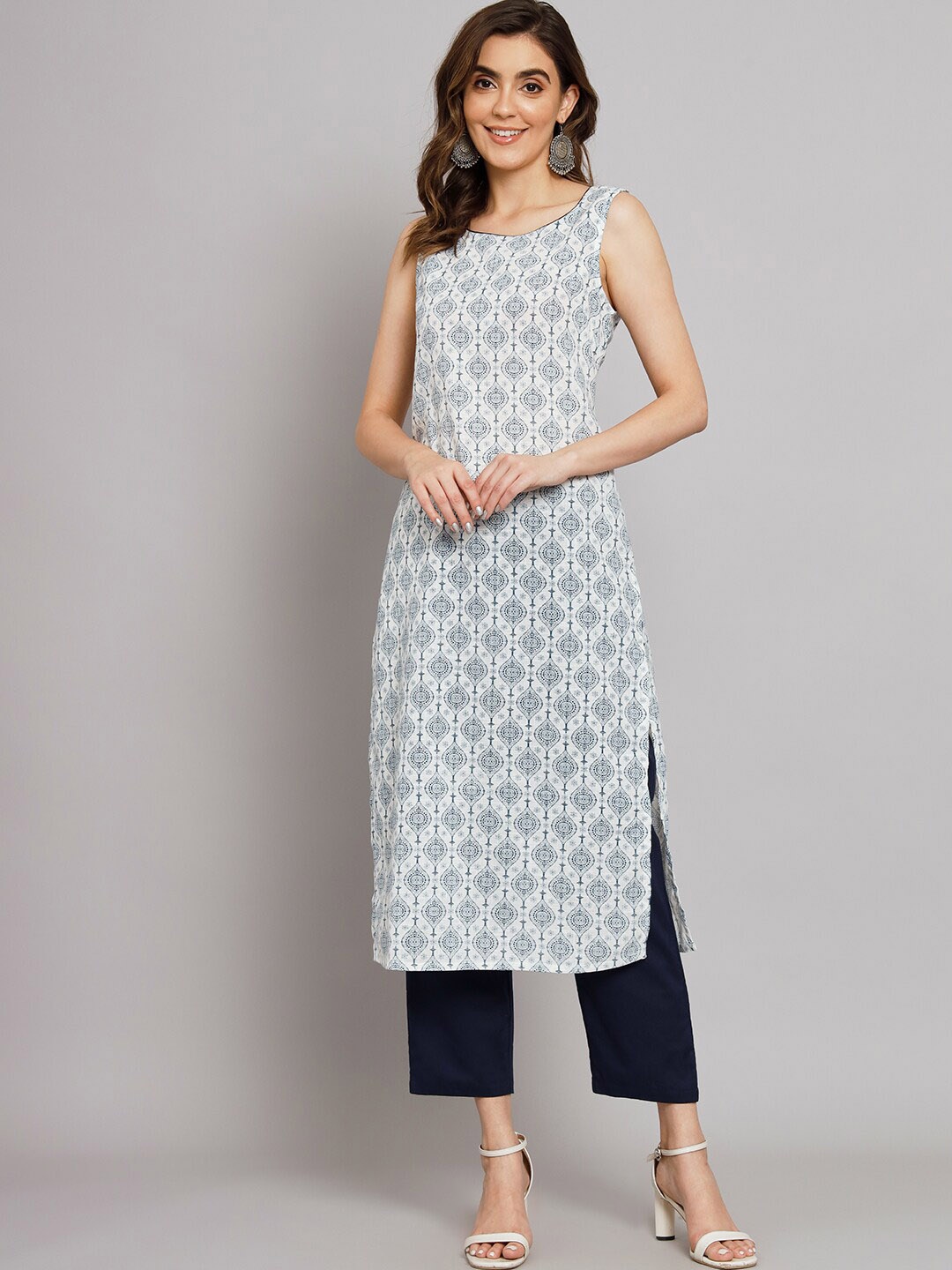 

Sutidora Ethnic Motifs Printed Regular Pure Cotton Kurta With Trousers, White