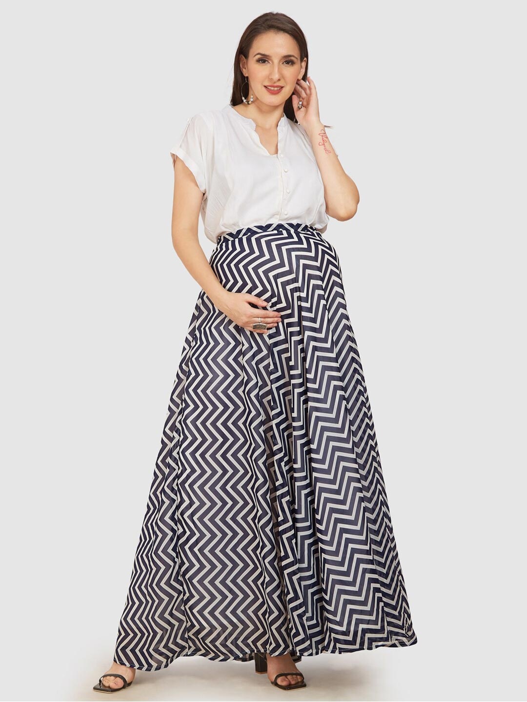 

Mom For Sure by Ketki Dalal Chevron Printed Georgette Maternity Maxi Dress, Navy blue