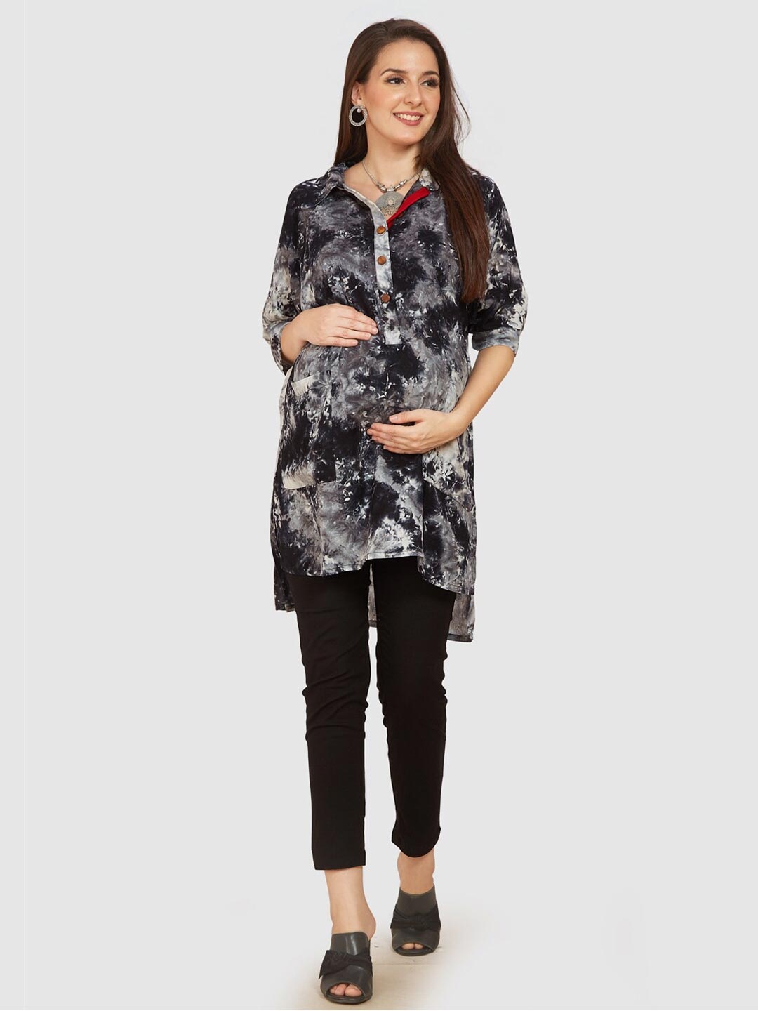 Mom For Sure by Ketki Dalal Abstract Printed Maternity A-Line Kurtas, Black
