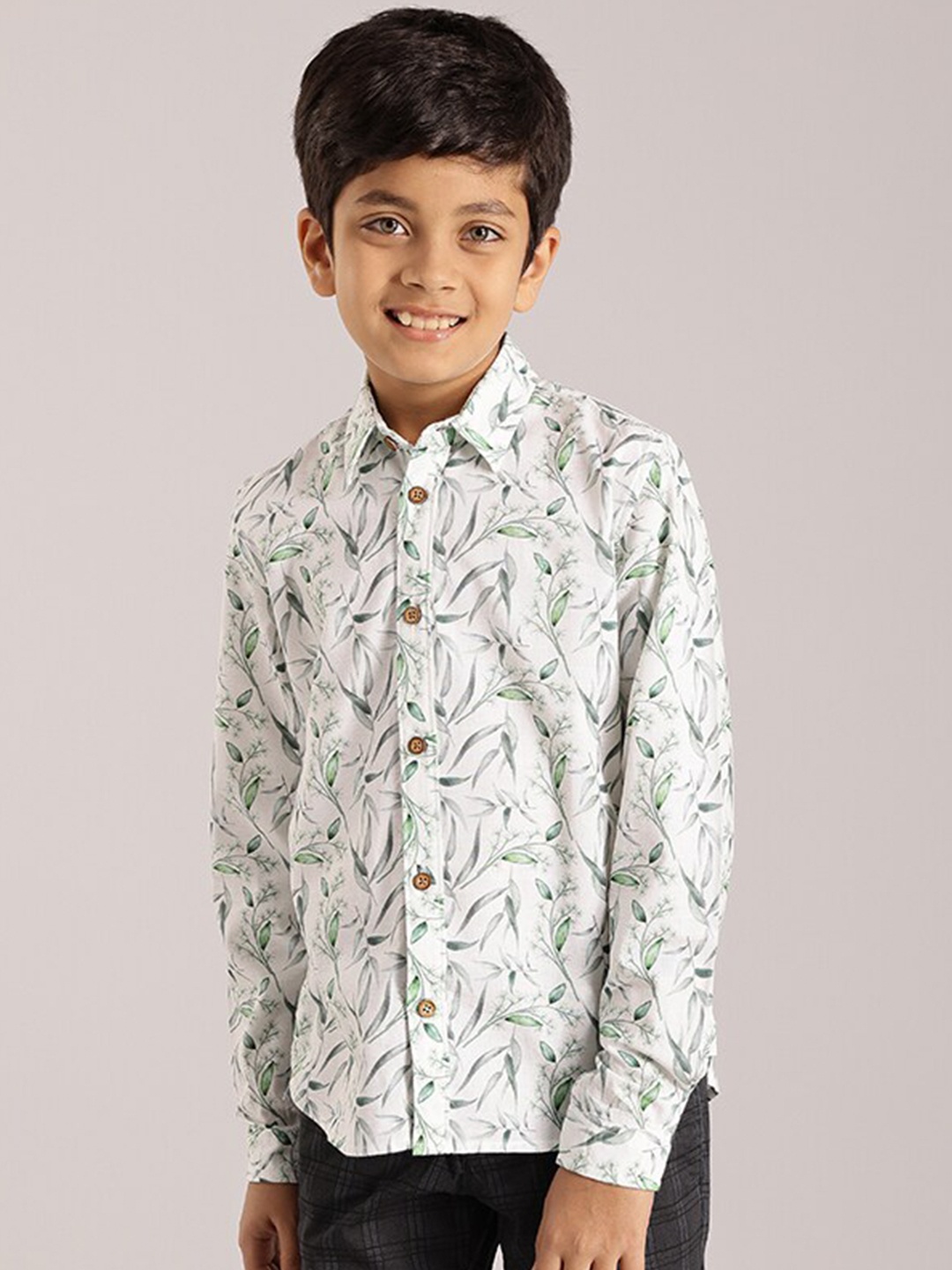 

Indian Terrain Boys Classic Floral Printed Pure Cotton Casual Shirt, White