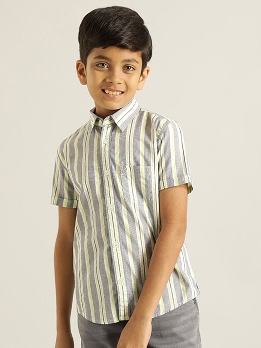 

Indian Terrain Boys Classic Vertical Striped Pure Cotton Shirt, Grey