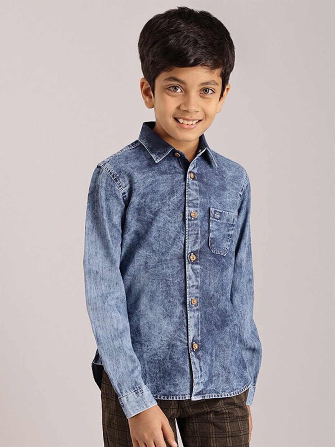 

Indian Terrain Boys Classic Faded Pure Cotton Casual Shirt, Blue